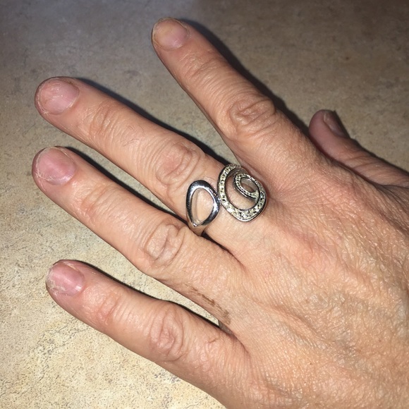 Ring lot - Picture 3 of 3